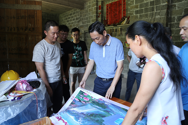 /QJ_704546844739.jpg IMG_9800.JPG