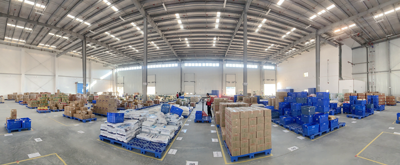 /QJ_944246858609.jpg 综保区干杂仓内景 刘鸿池.jpg