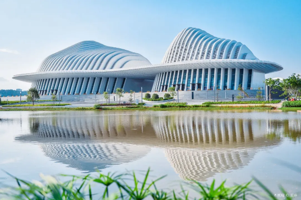 /QJ_931190666821.png 广西文化艺术中心.png