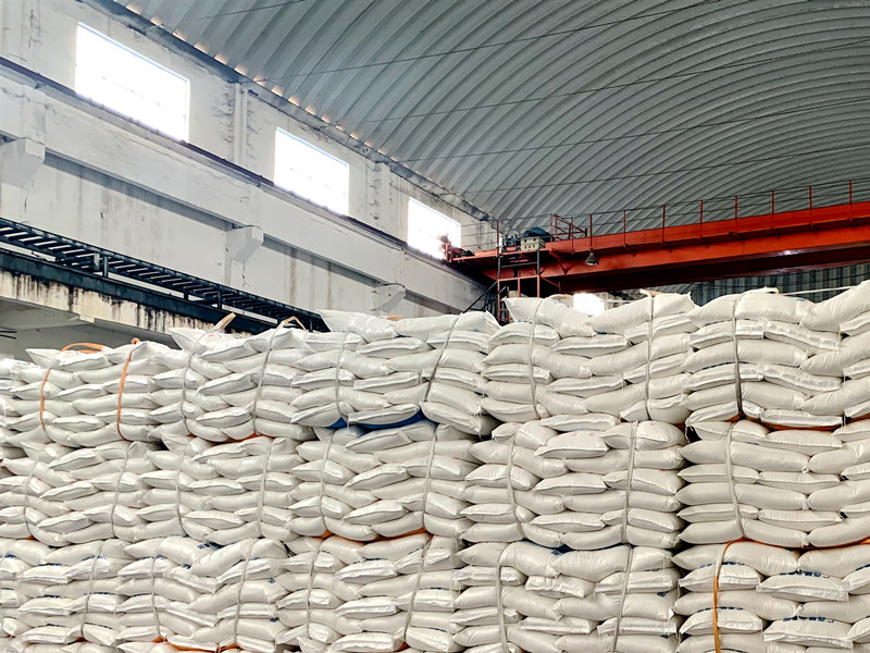 /QJ_195213696045.jpg 堆满食糖的仓库.jpg