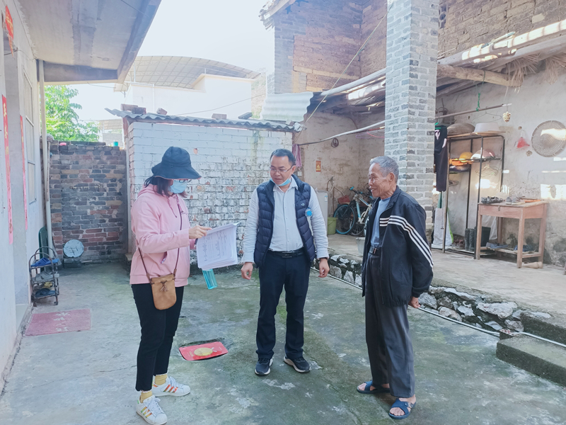 /QJ_893617146249.jpg 入户开展防贫监测排查.jpg