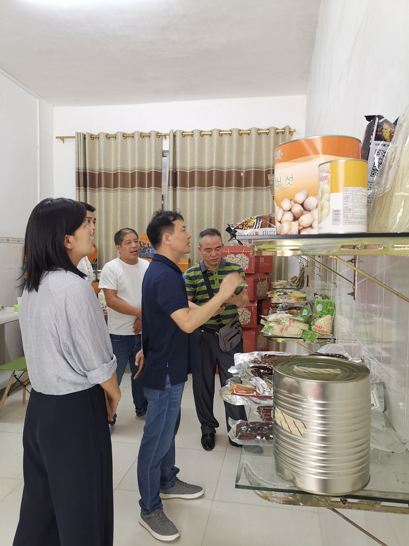 /QJ_366008719120.jpg 山山公司产品展示区.jpg